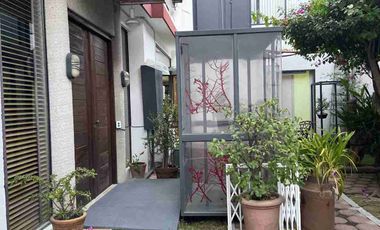 Casa en ventacon doble frente, ideal para oficinas o academia. Col en Vergel
