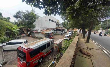 dibawah NJOP ruko 2½ lantai + tanah kosong bangunan perlu renovasi veteran bintaro jakarta selatan