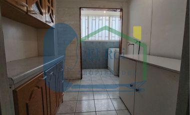 DEPARTAMENTO EN PRIMER PISO