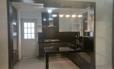 Casa en Renta en Col. Cerradas de Valle Alto