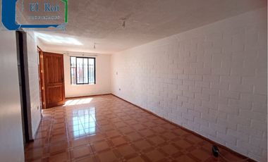 SE ARRIENDA CASA DE DOS PISOS EN LOS PINOS