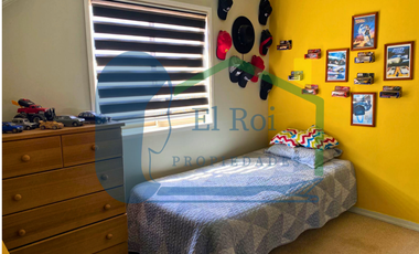 CASA DE DOS PISOS EN CONDOMINIO