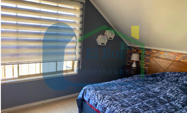 CASA DE DOS PISOS EN CONDOMINIO