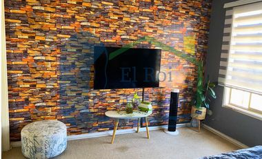 CASA DE DOS PISOS EN CONDOMINIO