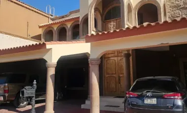 SE RENTA CASA FRACC. PUESTA DEL SOL AREA CONSULADO