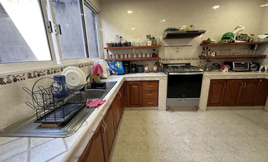 Casa en venta de 5 recamaras en Colonia Zona Escolar Oriente