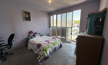 Casa en venta de 5 recamaras en Colonia Zona Escolar Oriente