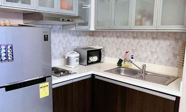 1 bedroom interiored with balcony