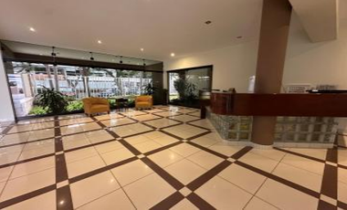 SE VENDE DEPARTAMENTO SAN ISIDRO en Av. Dos de Mayo a una cuadra de Av. Javier Prado y una cuadra Av. Salaverry