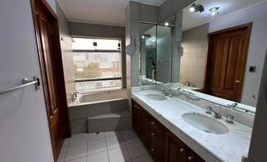 SE VENDE DEPARTAMENTO SAN ISIDRO en Av. Dos de Mayo a una cuadra de Av. Javier Prado y una cuadra Av. Salaverry