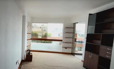 SE VENDE DEPARTAMENTO SAN ISIDRO en Av. Dos de Mayo a una cuadra de Av. Javier Prado y una cuadra Av. Salaverry
