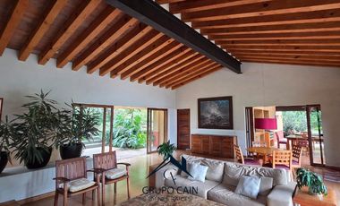 CASA EN RENTA CON ACCESO DIRECTO AL LAGO