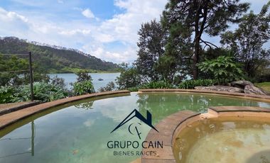 CASA EN RENTA CON ACCESO DIRECTO AL LAGO