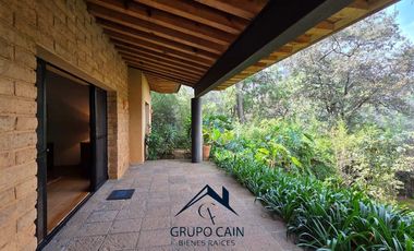 CASA EN RENTA CON ACCESO DIRECTO AL LAGO