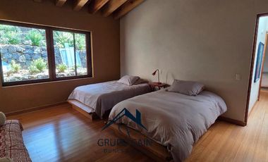 CASA EN RENTA CON ACCESO DIRECTO AL LAGO