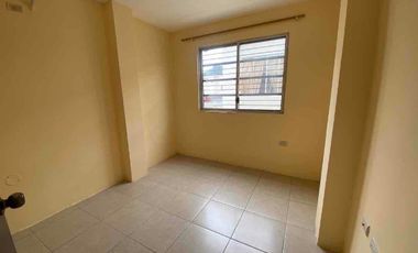 Alquiler de casa en Manta en urbanización privada cerca del Iess
