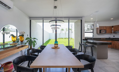Casa en venta ENTREGA INMEDIATA en privada el norte de Mérida