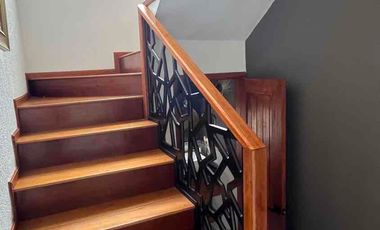 Casa de venta con piscina en Mirasierra