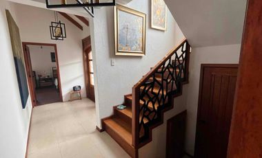 Casa de venta con piscina en Mirasierra