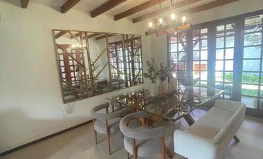 Casa de venta con piscina en Mirasierra