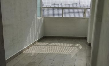 Edificio con locales comerciales en Ecatepec