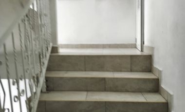 Edificio con locales comerciales en Ecatepec