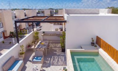 CASA CON ROOF TOP Y ALBERCA