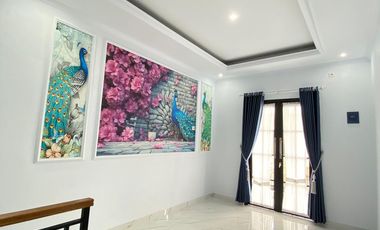 RUMAH SUPER AMAN DAN NYAMAN! 700jt dekat stasiun depok baru