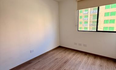 Arriendo apartamento calle 167 con cra 8 cercania