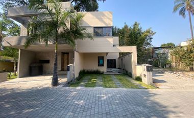 VENDO EN CUERNAVACA CASA PARA ESTRENAR, MODERNA EN CONDOMINIO  CON VIGILANCIA