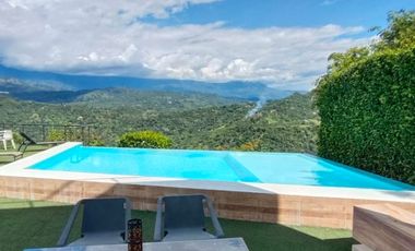 CASA  DE DESCANSO EN CONDOMINIO - ESTRATO 6 - ANAPOIMA