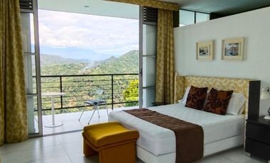 CASA  DE DESCANSO EN CONDOMINIO - ESTRATO 6 - ANAPOIMA