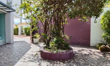 CASA  DE DESCANSO EN CONDOMINIO - ESTRATO 6 - ANAPOIMA