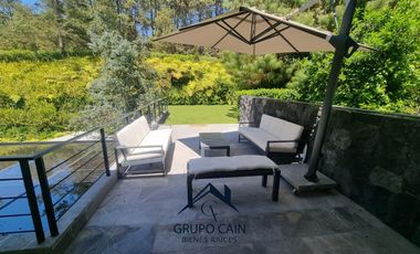 LUJO Y MODERNIDAD,OFRECE ESTA CASA EN VENTA CON ACCESO ALCAMPO DE GOLF