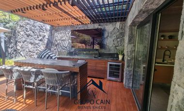 LUJO Y MODERNIDAD,OFRECE ESTA CASA EN VENTA CON ACCESO ALCAMPO DE GOLF