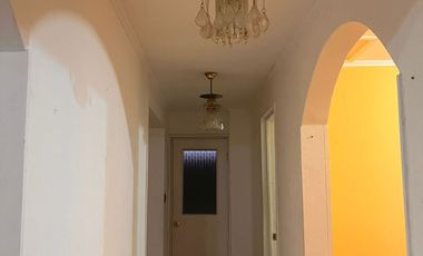 HERMOSA CASA REMODELADA 5 DORMIT CERRO SANTO DOMINGO