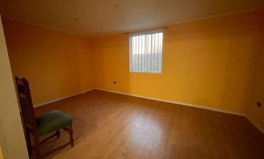 HERMOSA CASA REMODELADA 5 DORMIT CERRO SANTO DOMINGO