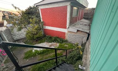 HERMOSA CASA REMODELADA 5 DORMIT CERRO SANTO DOMINGO