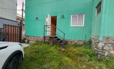 HERMOSA CASA REMODELADA 5 DORMIT CERRO SANTO DOMINGO