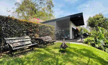 Casa Campestre en Urbanización cerrada Marinilla (Ant)