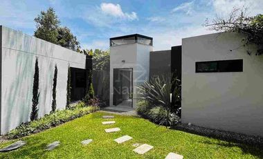 Casa Campestre en Urbanización cerrada Marinilla (Ant)