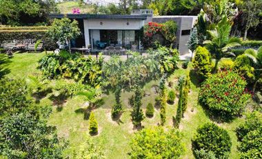 Casa Campestre en Urbanización cerrada Marinilla (Ant)