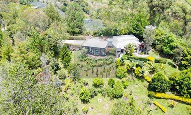 Casa Campestre en Urbanización cerrada Marinilla (Ant)