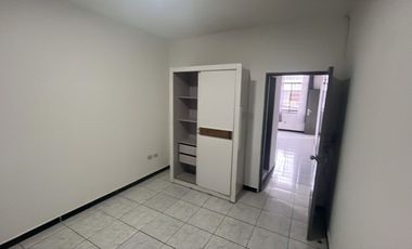 Alquilo suite de 2 ambientes en Alamos Norte