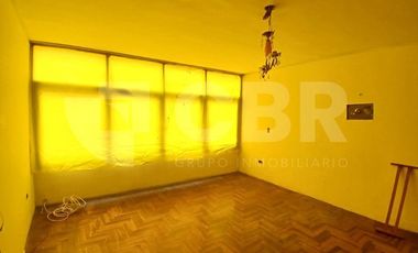 VENTA CASA COMO TERRENO EN SURCO