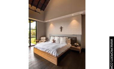 Casa Amoblada en Arriendo Sector Alto de las Palmas - Envigado