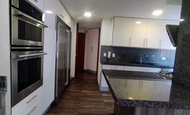 VENDO EN CHICO RESERVADO  APARTAMENTO CON TERRAZAS Y BALCÓN .