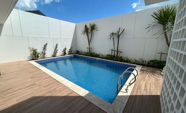 Rumah Premium Ada Kolam Renangnya, Di Kawasan Elit Kota Makassar, Dekat Universitas Hasanuddin