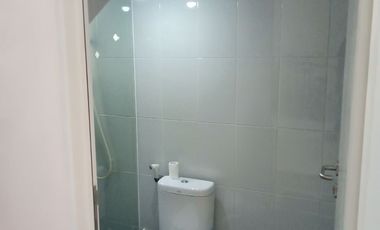 Rumah dijual Murah 2 Lt. Ciracas, Jakarta Timur 5 menit Terminal Kp.Rambutan