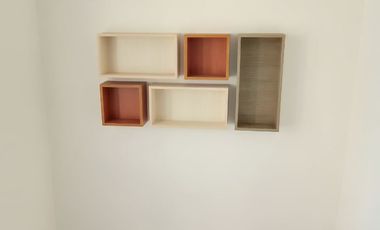 Rumah dijual Murah 2 Lt. Ciracas, Jakarta Timur 5 menit Terminal Kp.Rambutan